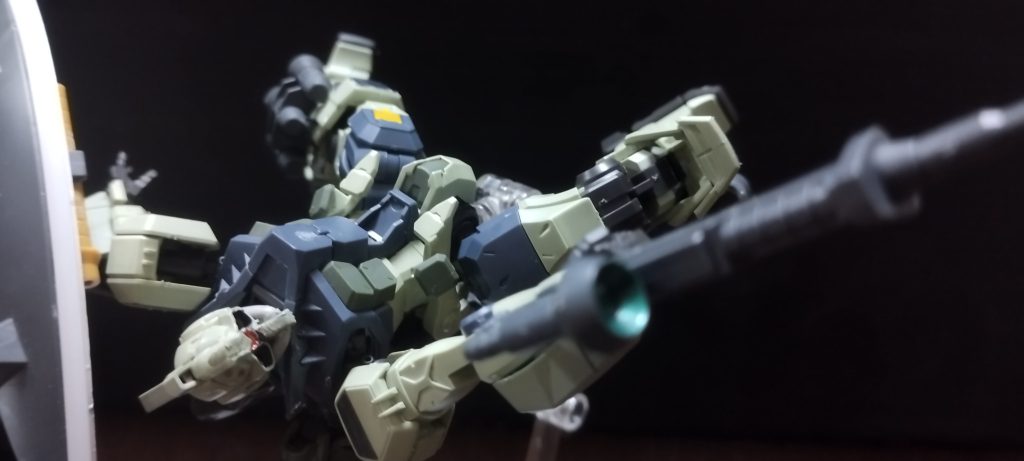 すこーしポージングつけてみたり……