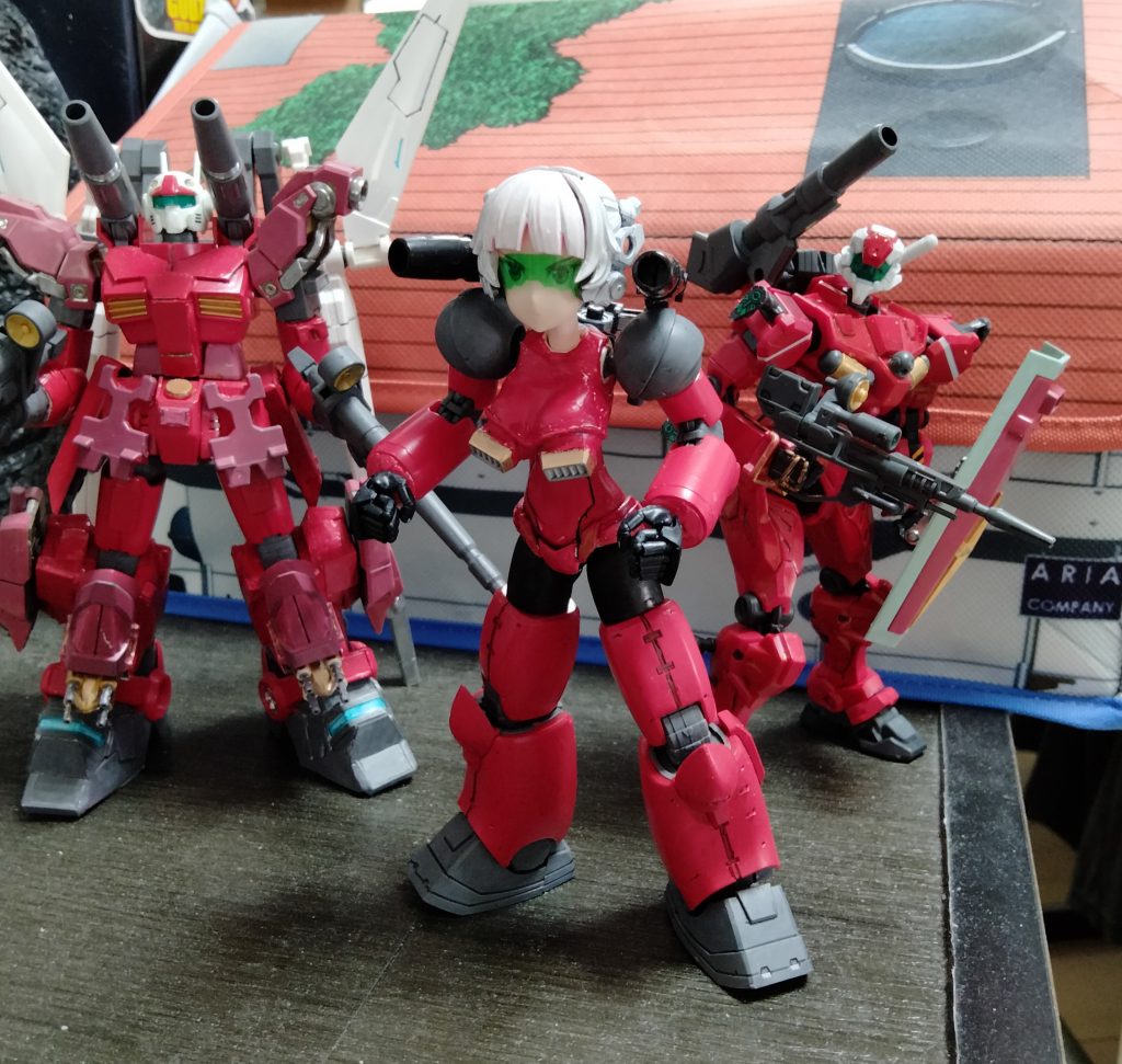 もともとは違うパーツの子を使ってるので、お胸がパテで盛っていて大きいです（笑）