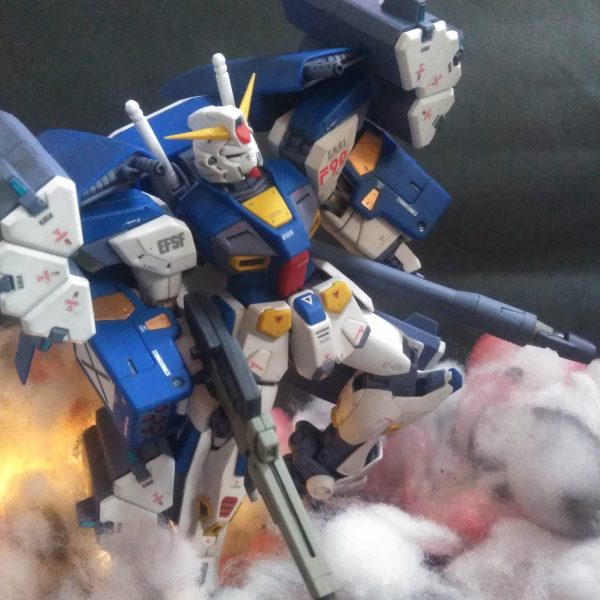 ガンダム F 90