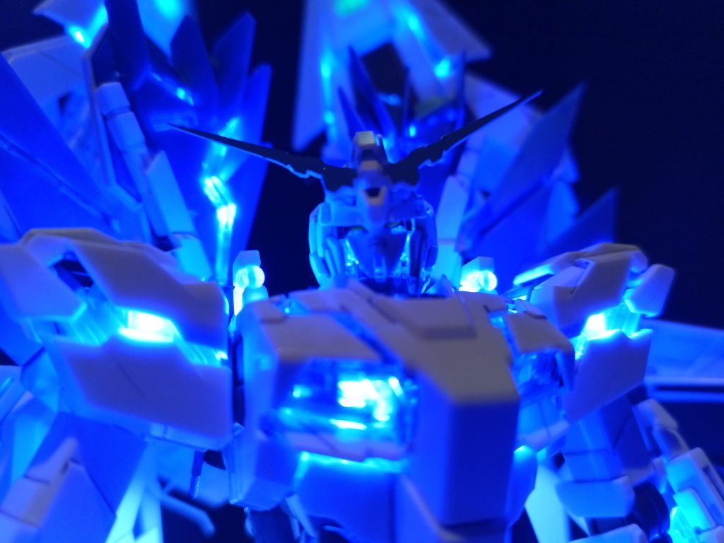 MG ペルフェクティビリティ LED組込み