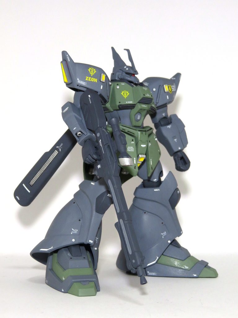 改造と言えるような作業はほとんどしていませんが、何度か重ね塗りしているので、想像以上に完成まで時間がかかってしまいました。