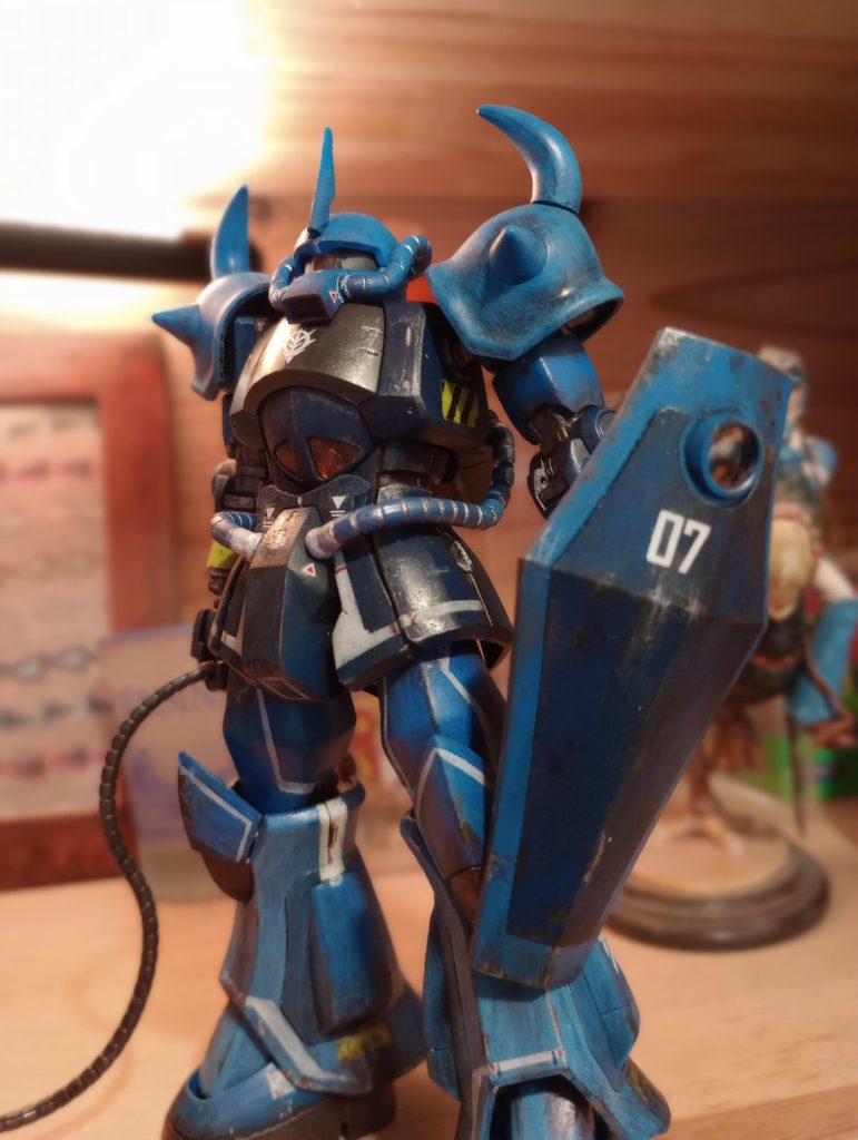 以上、グフでした。思いのほかグフのイメージが出るんだな、色塗ると