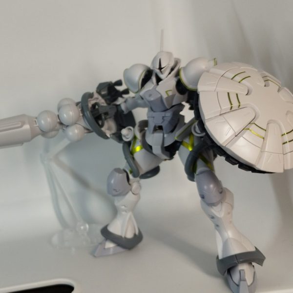 エグザべ　ギャン