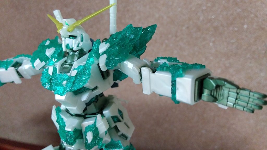 HG ユニコーンガンダム　光の結晶体–3枚目/制作者：stinger31