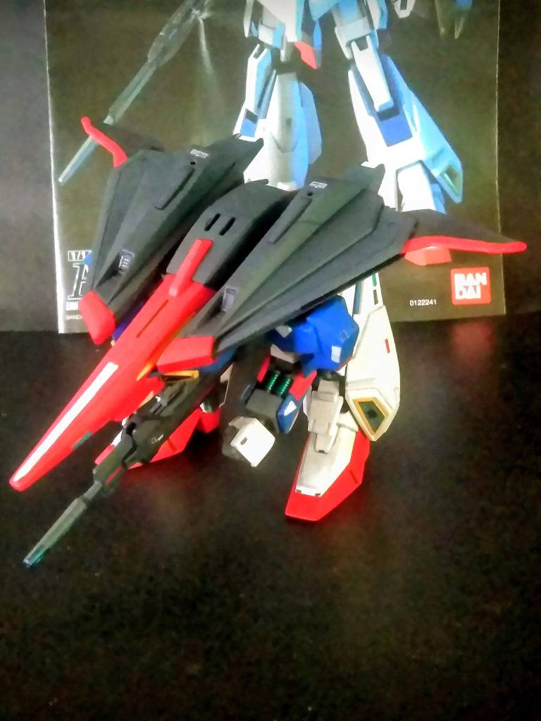 2003 年 10 月発売のコノ子 😚 所謂『REVIVE版』ではない古い方のキットです 😏無変形による、プロポーションにオモキを置いただけアッテ『ウェイブライダー形態』も理想的なフォルムです😆👏👏👏(UP主基準)