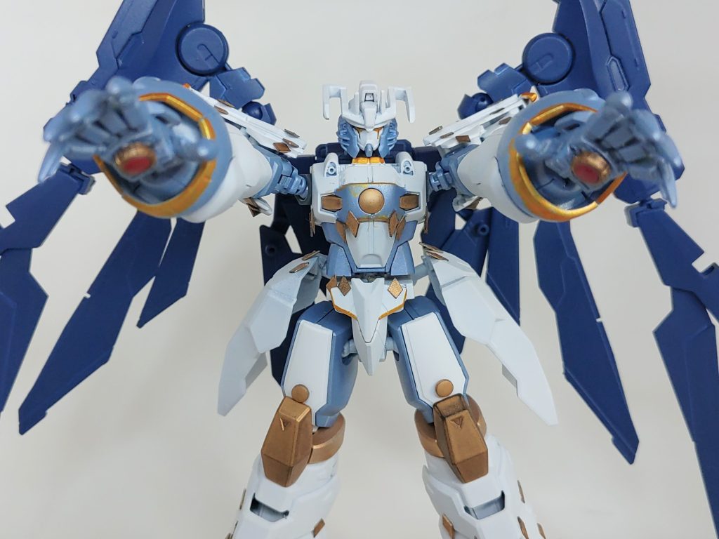 必殺技は両手の平から十闘士と同じ属性のエネルギー弾を発射するドラゴンズロアと全身のエネルギーを巨大な飛竜のオーラに変えるブレス・オブ・ワイバーン