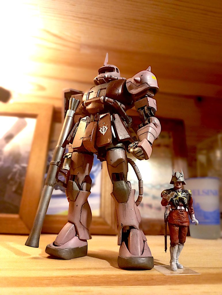 シャア専用ザク　フル可動仕様　1/144旧キット　＋　シャア