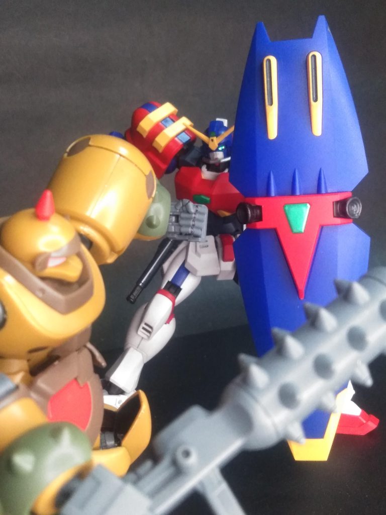 サーフボードを模した盾『フライヤー シールド』🛡️ ですが!劇中では専ら高速移動用に用いられ、盾としてはホボ機能しておりません😩💨ザンネン