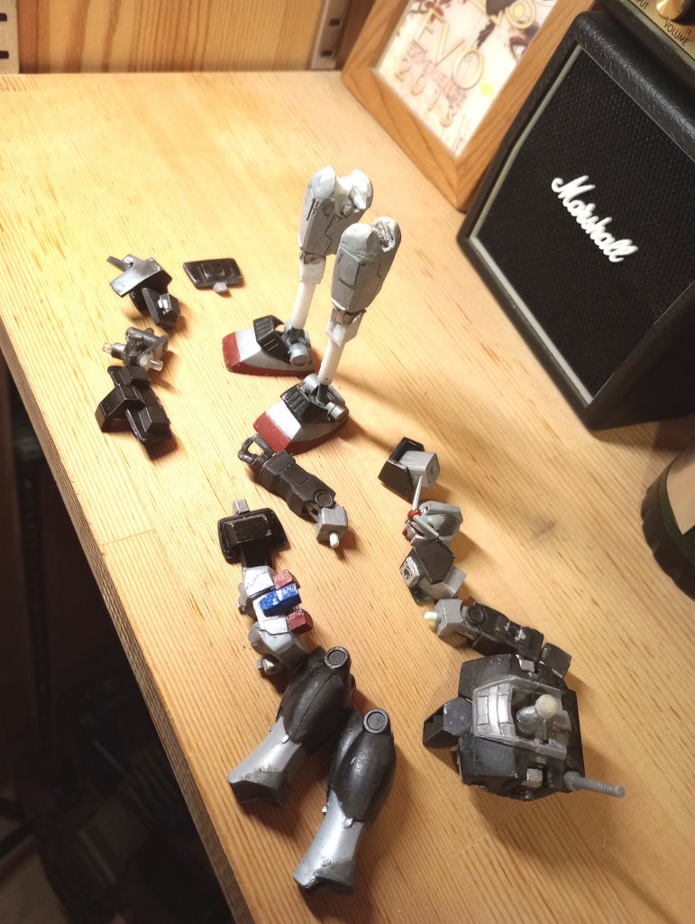 ほぼ差し込みで組み立ててるのでバラバラにできます！！　イイネありがとう！見てるぞ、うめえなみんな 