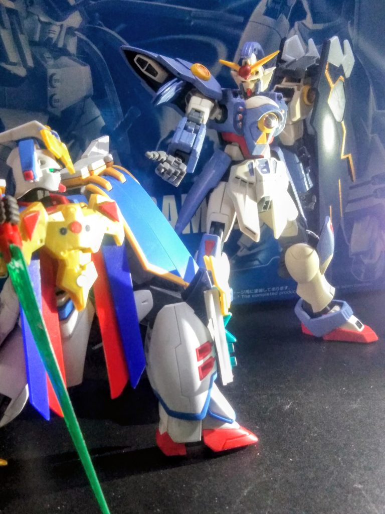 こんな感じでグタグダ！だらっト！！実行です😤💨💨 デザイン的には、完全におフランスを体現している！良い？センスです(｢UP主｣基準)┐(´∀｀)┌ 『ガンダム ローズ』も、カナリ癖のあるデザインラインですが、他の登場MS達が、中々に濃い連中のせいで、チョッと地ﾐ👋👋大人しく感じますかね(｢UP主｣個人の想い)(´＿｀。)ﾞ 『ジョルジュさん』の性格が『ドモンくん』と反対？なので二人のヤリ取りは面白かったです(｢UP主｣だけかな？)ﾟ+.ﾟ(´▽`人)ﾟ+.ﾟ そしてアニメにも、後半に乗り換える後継機体がアレばなぁ💦と！考えるのでした(無論、UP主の独断と偏見)(　>д<)､;'.･  ｳﾞｪﾙｻｲﾕ マア、こんな感じですが‼️『ガンダム ローズ』はNobless oblige？な良キット😌 ヾ(●´ω｀●)💘 この事実が、ハッキリ示されましたネ❓ﾟ+.ﾟ(´▽`人)ﾟ+.ﾟ