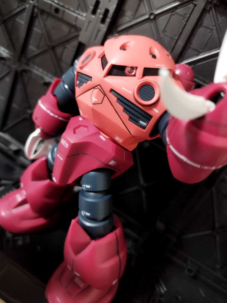 元々むちゃくちゃ出来がいいキットなのでモノアイをデティールアップとスミ入れをしたくらいです。