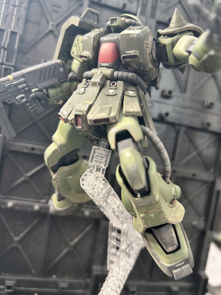 このショットだと、スカートの分割稼働が確認出来ますねー😊