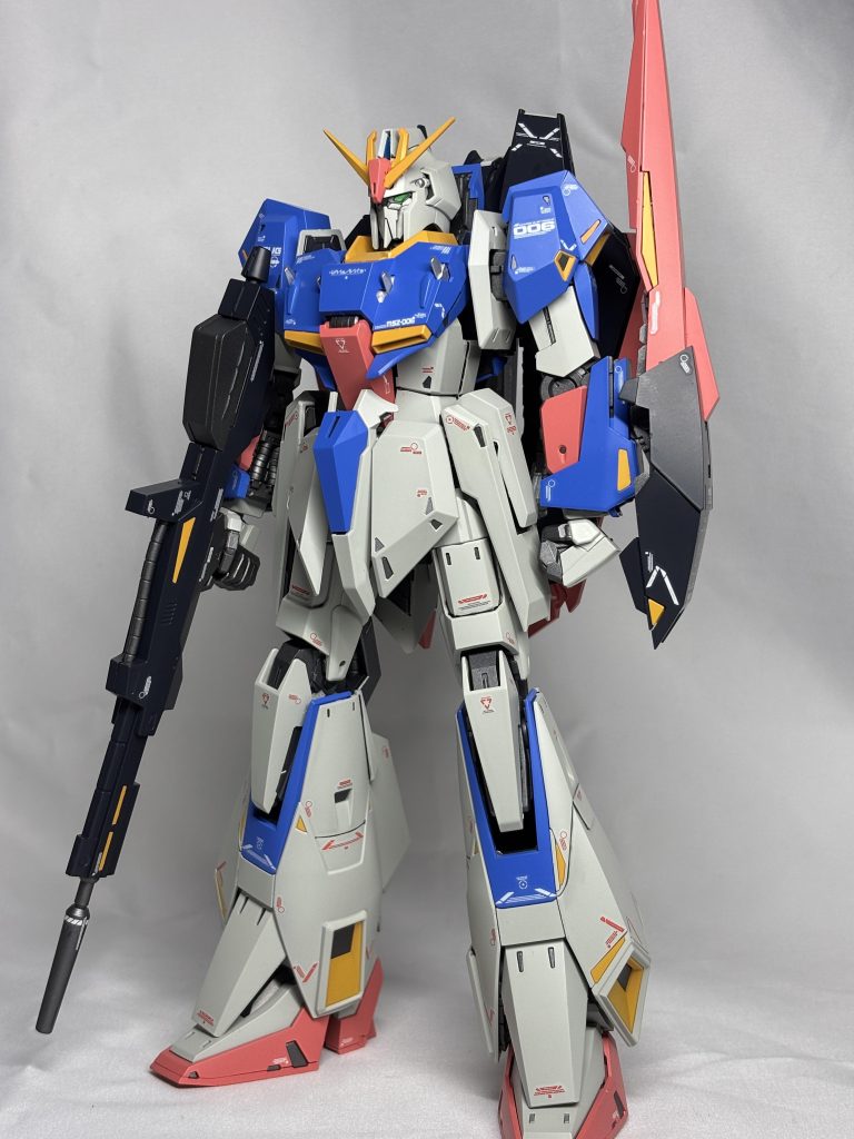 全体的に淡い色をチョイスしました。