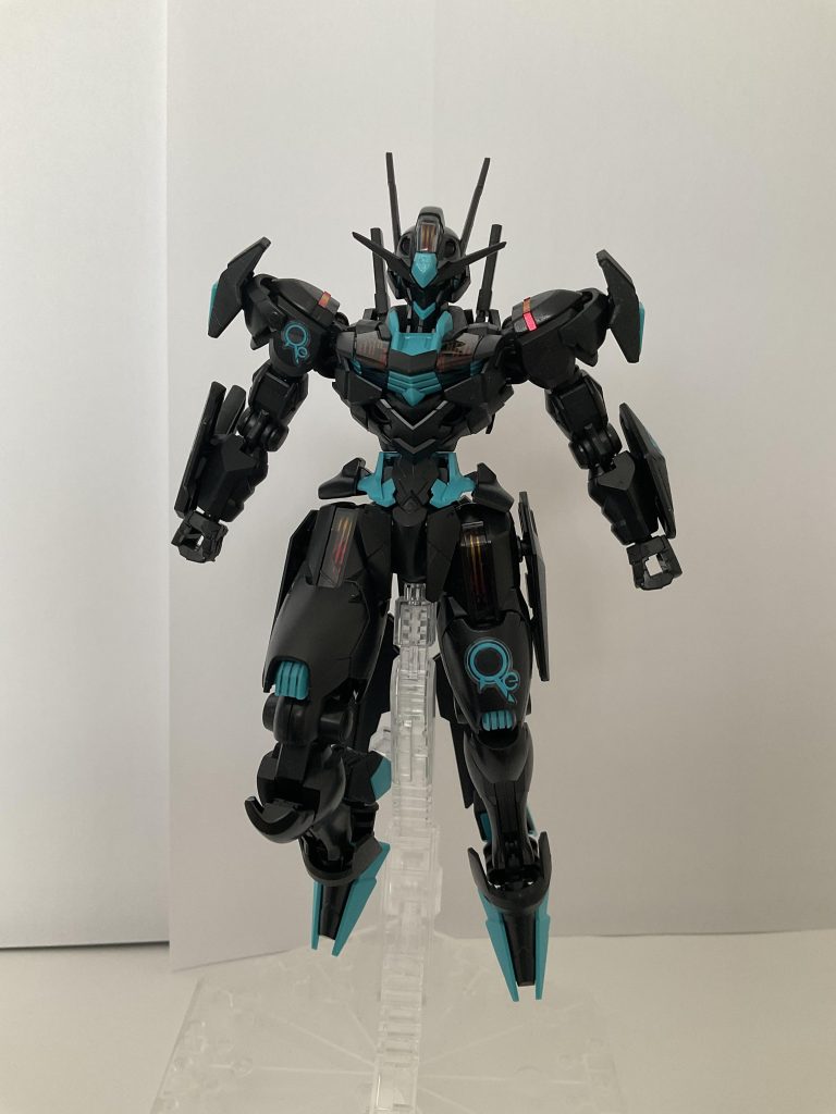 ガンビットを装備したビットオンフォームです。先ほどの携帯よりもゴツゴツしててかっこいい…