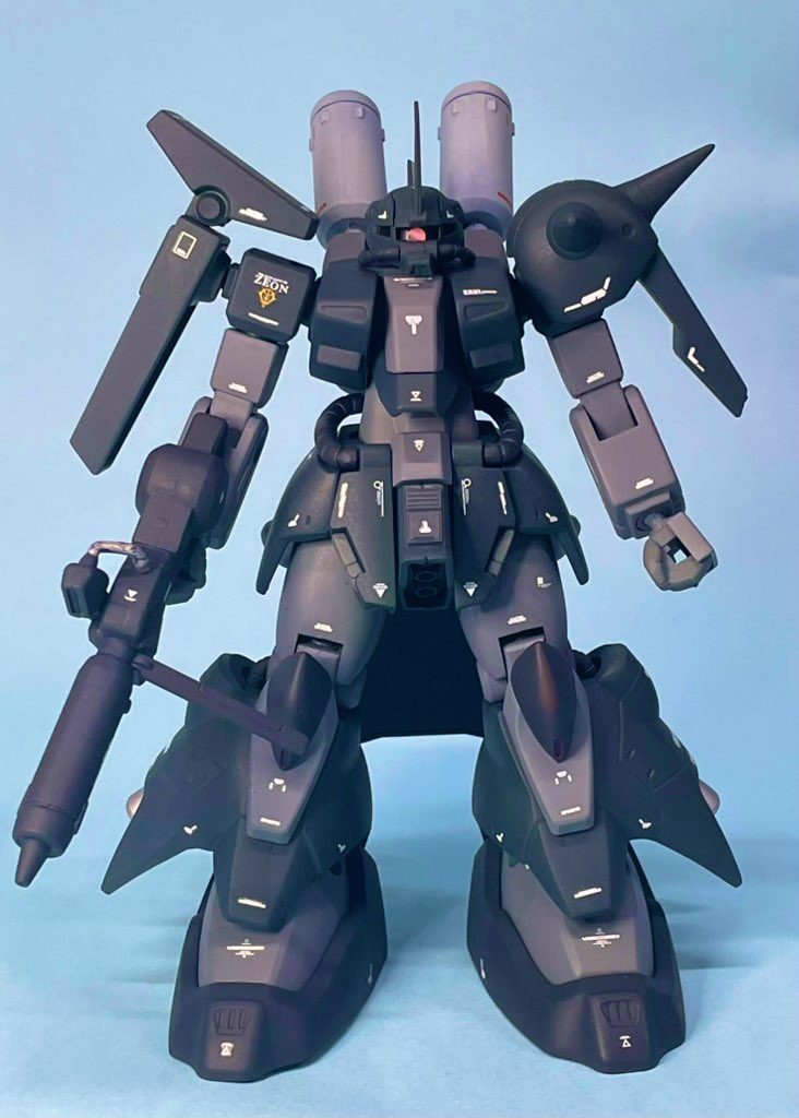 古いHGだけあってクセの強いキットでしたがとにかく丁寧に制作しました。