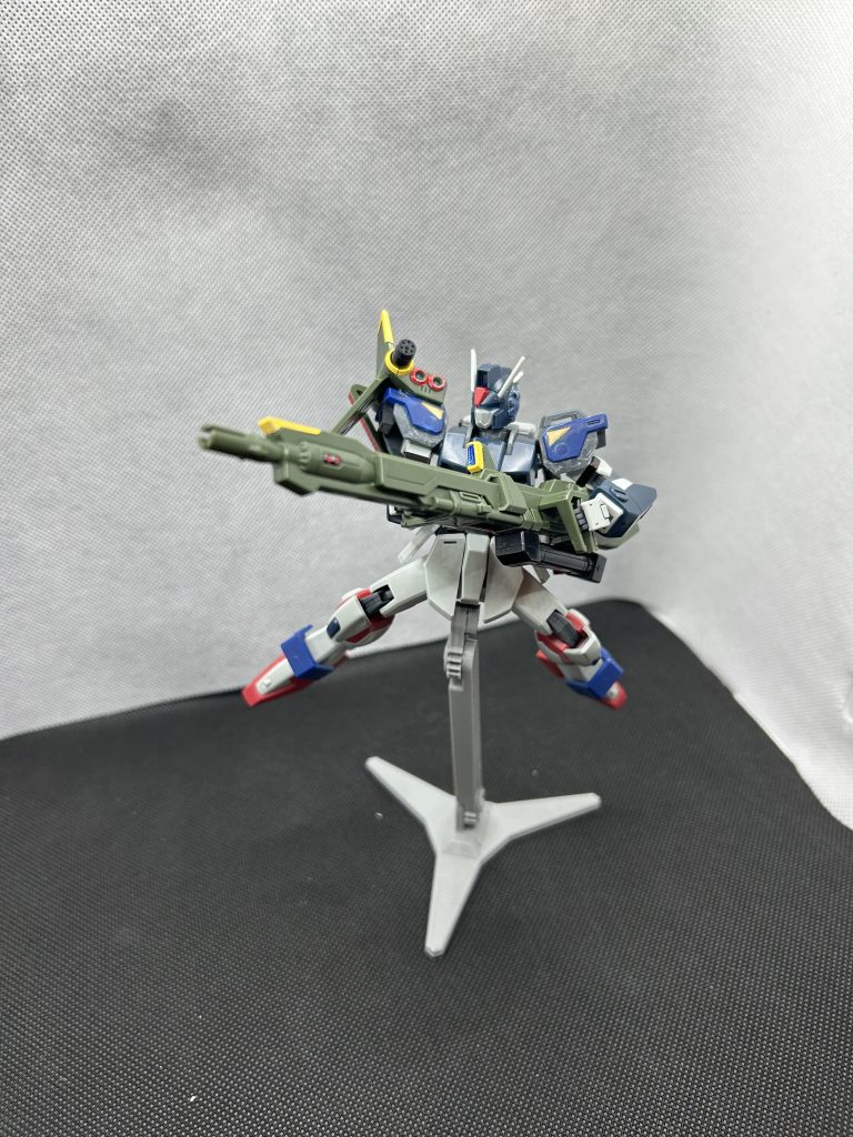 ランチャーストライカー