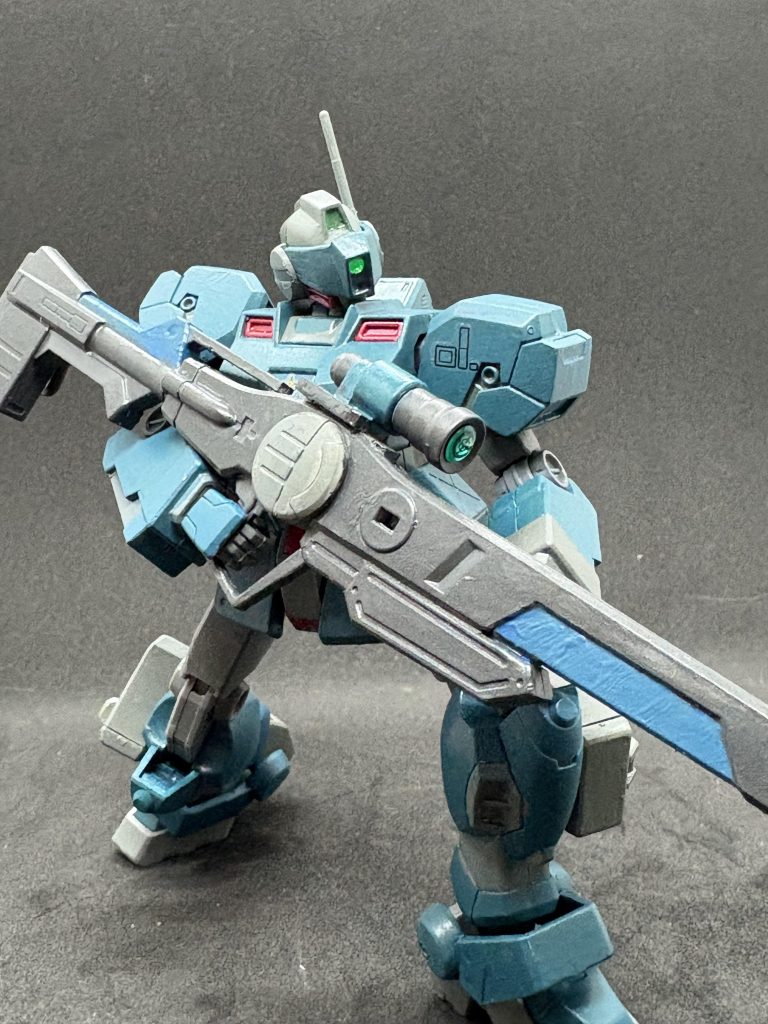 一応ジェスタと同じ規格を使われてはいるが、コスト削減のため、装甲などはジムスナイパーⅡと変わらないという欠点はある 