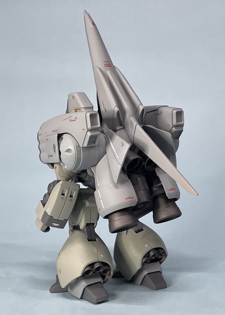 ブースターポッドもやたら作りが丁寧なのでメタリックで丁寧な塗装。