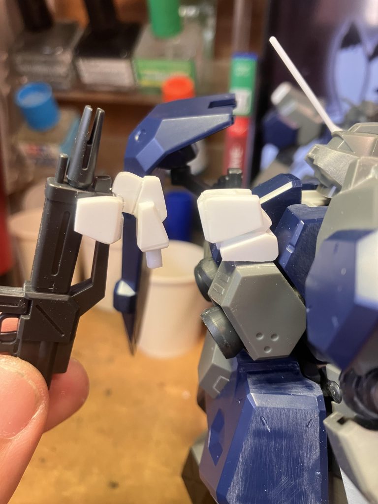 ウェポンマウントちょっと違うけど現地仕様って事で好きな形に