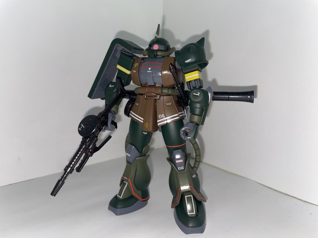 MS-06S/ザクⅡ［ノイエン・ビッター仕様］〔正式名 ガンダムベース限定 ザクⅡ(21st CENTURY REAL TYPE Ver.)〕【パルスアレンジ・オブ・カラーモデル】–2枚目/制作者：【電幻龍メンバーズ】ドラグーンの開発部