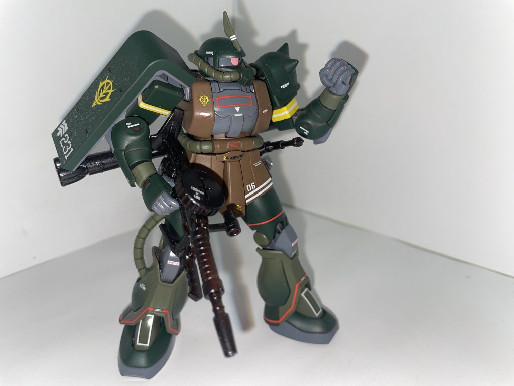 MS-06S/ザクⅡ［ノイエン・ビッター仕様］〔正式名 ガンダムベース限定 ザクⅡ(21st CENTURY REAL TYPE Ver.)〕【パルスアレンジ・オブ・カラーモデル】–4枚目/制作者：【電幻龍メンバーズ】ドラグーンの開発部
