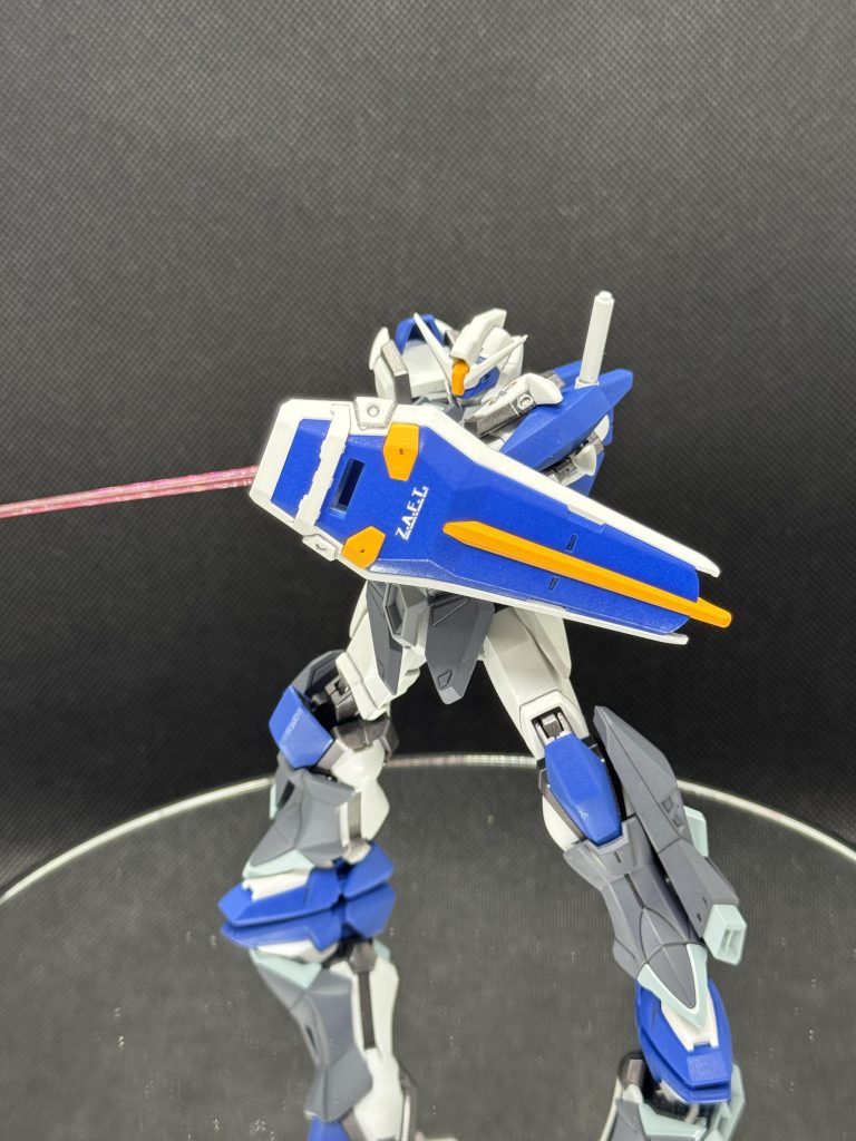 HGCE デュエルガンダム–3枚目/制作者：指切り抜刀斎(デザインナイフ)