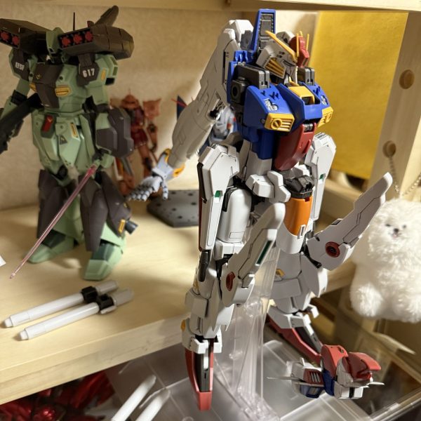 だいぶ完成が見えてきたかもあとバックパックもう片方と腕と武器類...意外とかかるかもしれねぇ