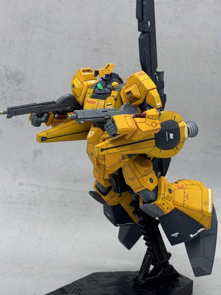 正面にかっ飛んでいくイメージでメタスカラーになっている事に完成してから気づきました笑かっこいいし気に入っているから後悔はなし!