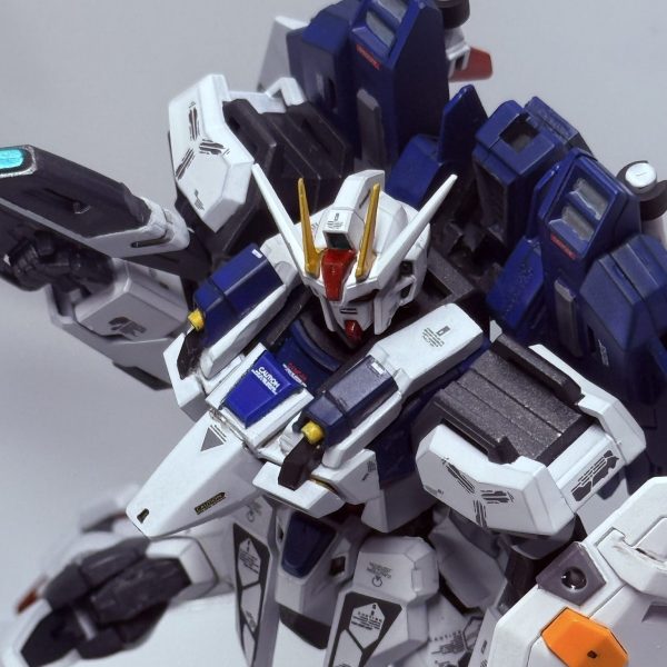 コスモストライクガンダム