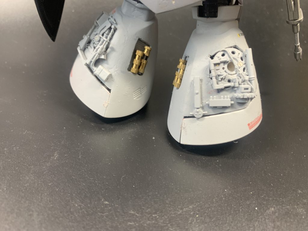 何かそれっぽいディテールを加えて高機動っぽくしてみました。(zaku-kao9)