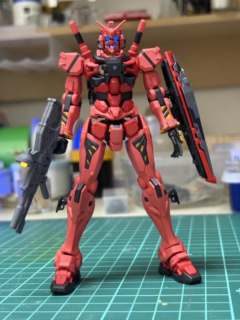 赤いガンダム–3枚目/制作者：@ottonkkh