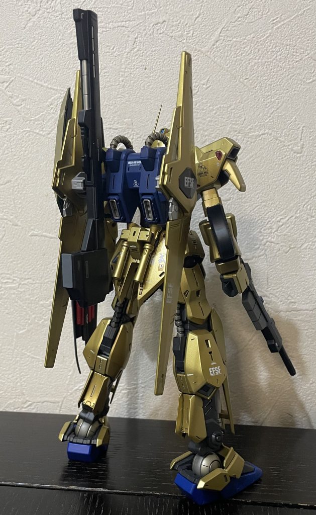 以前拝見した他の方の作例を真似して、コトブキヤの角バーニアに変更しています。☝️😙