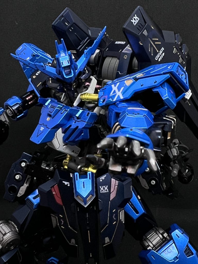 ブラックライト無しでゴールドの墨入れは正解だったかな個人的にはかなり好き