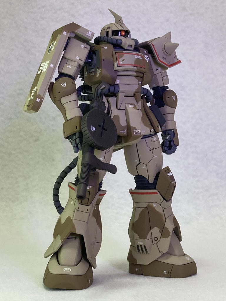 MS-06 D デザートザク–2枚目/制作者：アルファけんた瓜