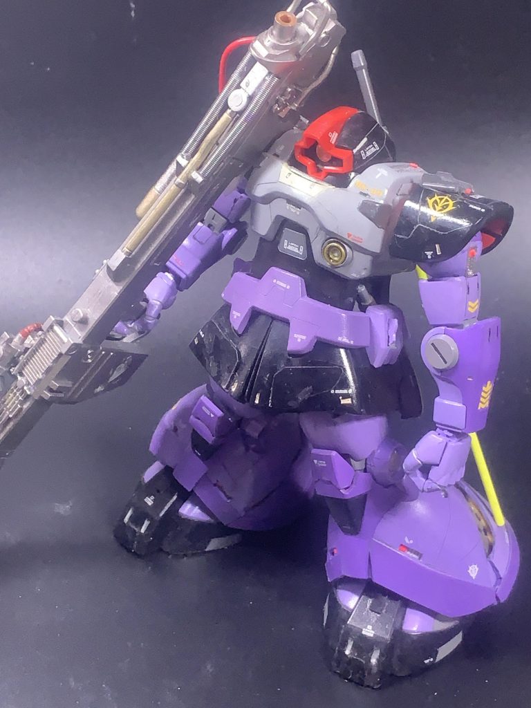 色々と御託をならべてみましたが単純にドムはカッコイイ‼️(zaku-kao5)