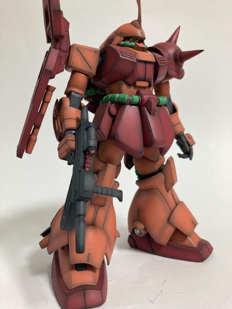 黒立ち上げグラデーションが似合う機体です