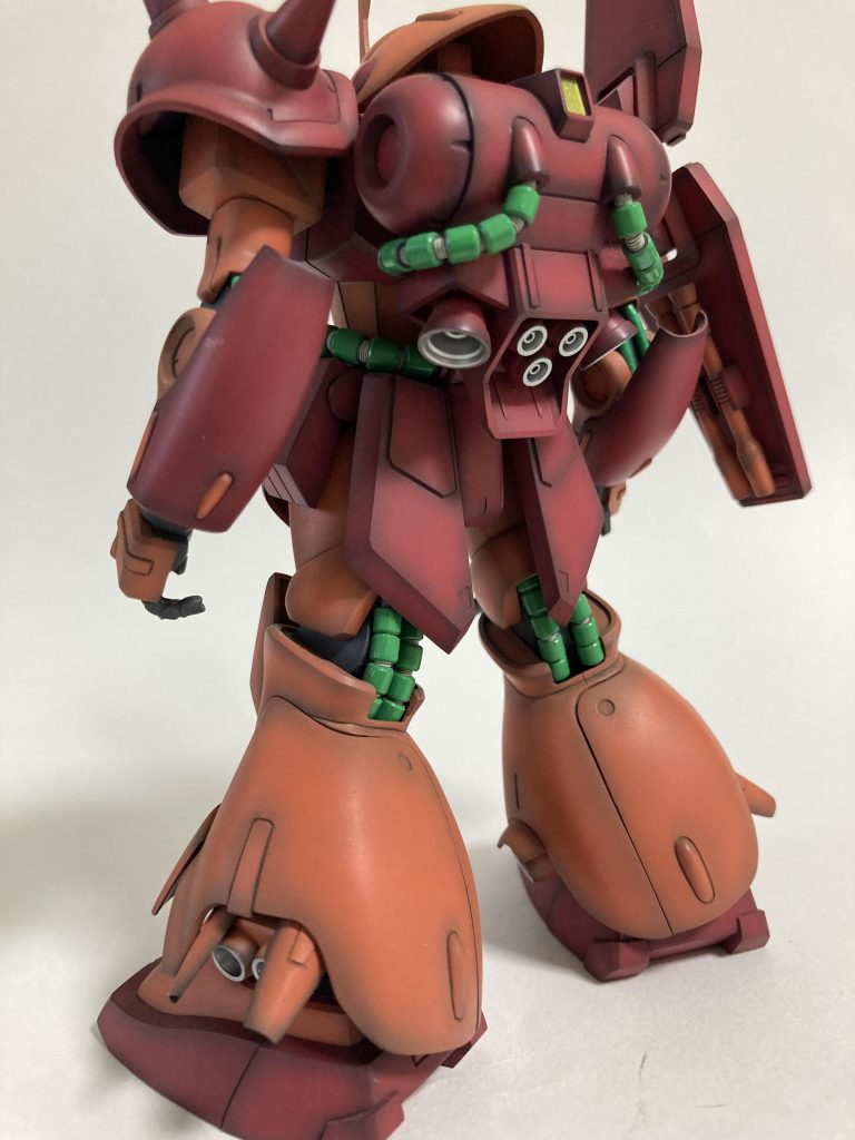 前腕カバーは地味に色分けが面倒…