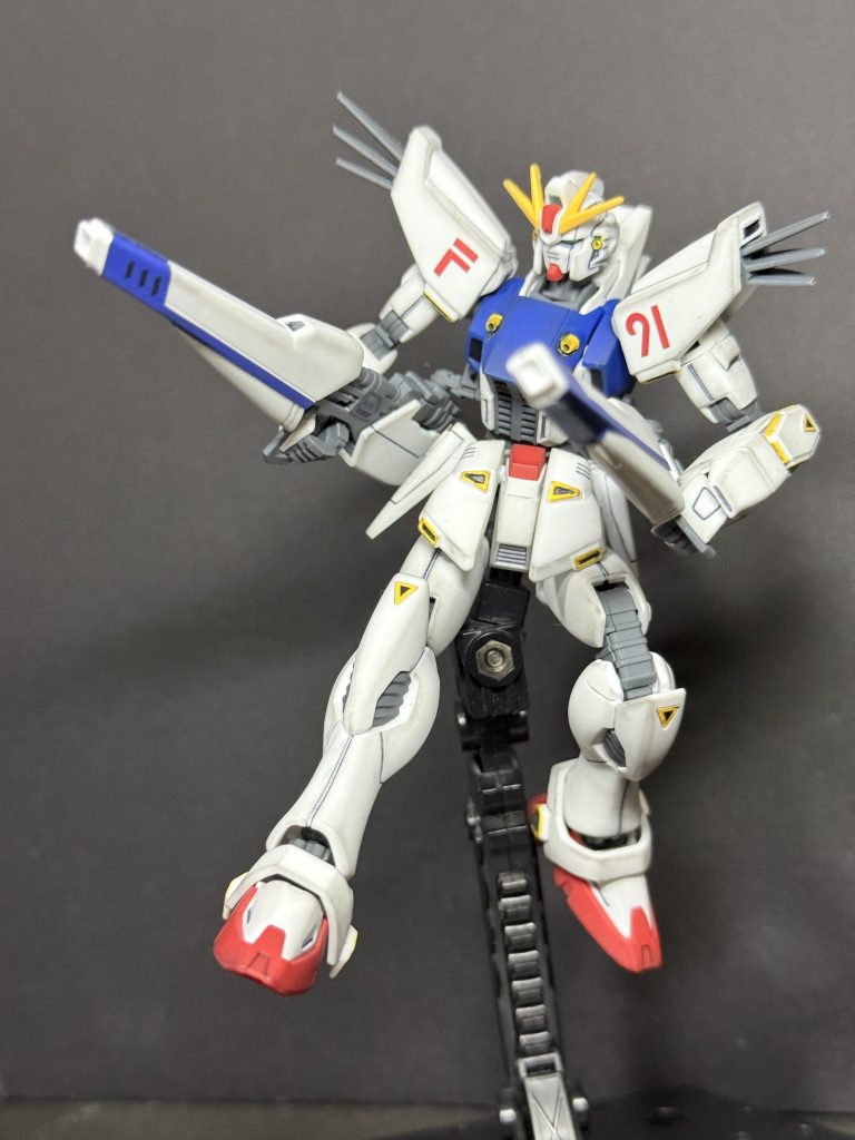 ぐりぐり動かして遊ぶのはやはりHGですね