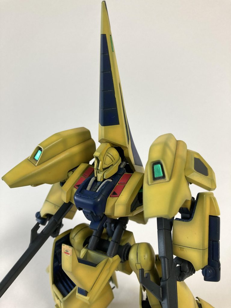 ちょっと建設重機っぽいので、黄色を重機に寄せて塗装しました