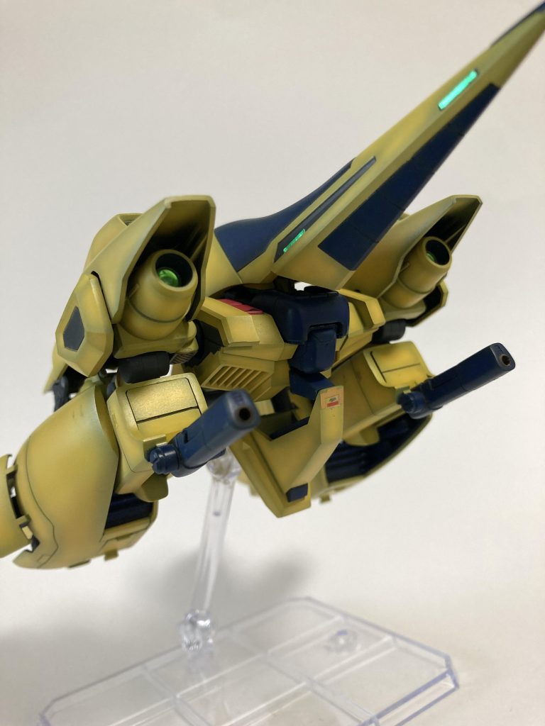 MA時に『塊感』が出るよう各所を微調整手首カバーはシャッターと言うよりは上下からカバーパーツが出てくるイメージで自作しました