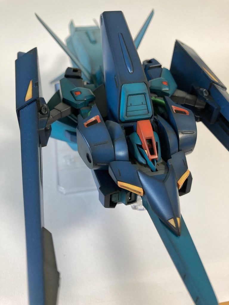 ハサウェイのオープニング辺りにこの姿でテロリストが使ってますねあれ個人的に嬉しかったです👍