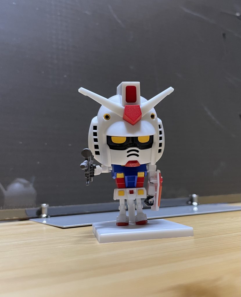 ガンプラくんとキャスバル専用ガンプラくん–2枚目/制作者：uuu