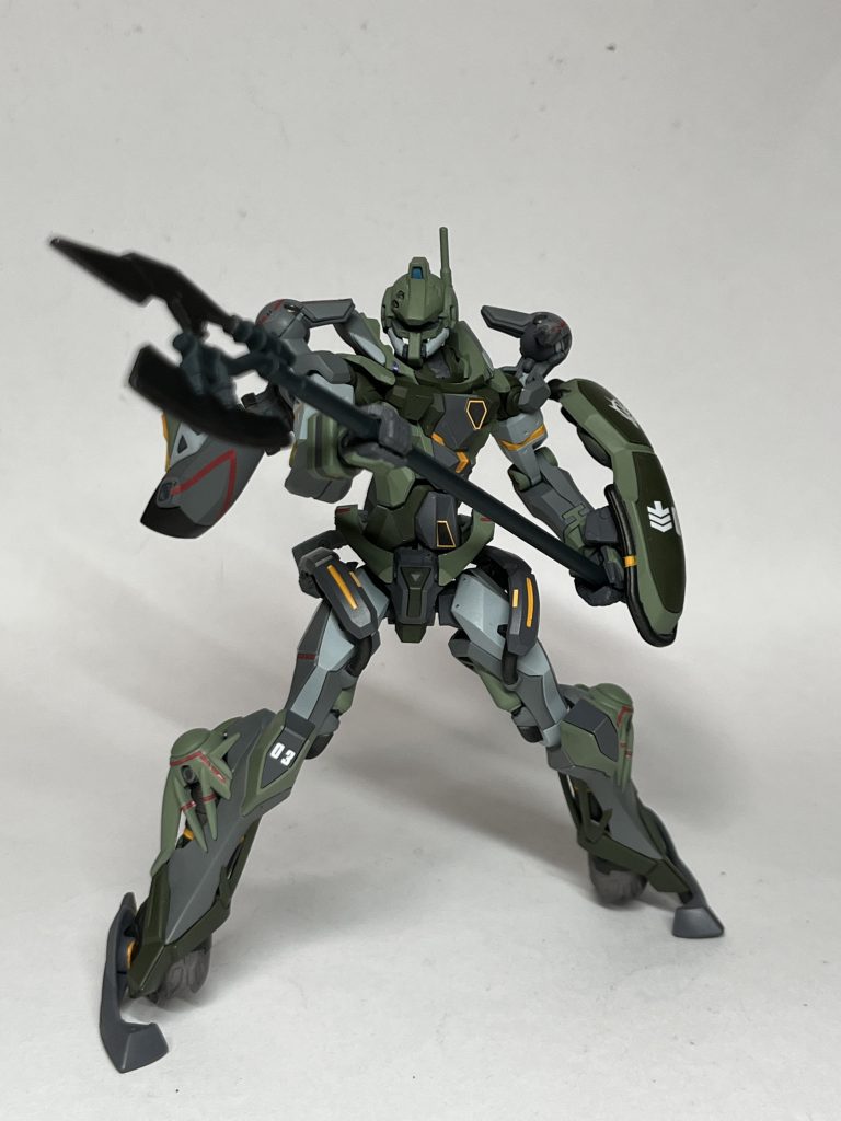 王室警護用のヒートハルバードズムシティ周辺に配備される機体に装備。コロニーの被害を最小限に敵を撃破