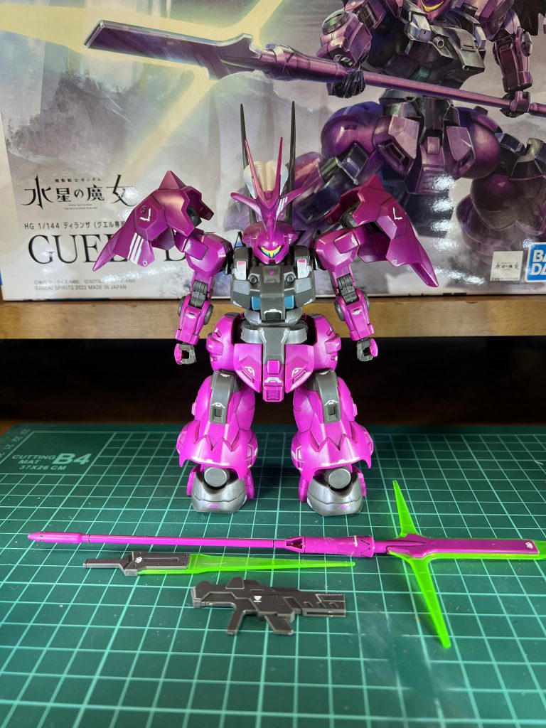 今回はスミ入れとオマケでもらった専用デカールを貼ってみました。トップコートしてないので多分しばらくしたら禿げちゃうかも👴🏻