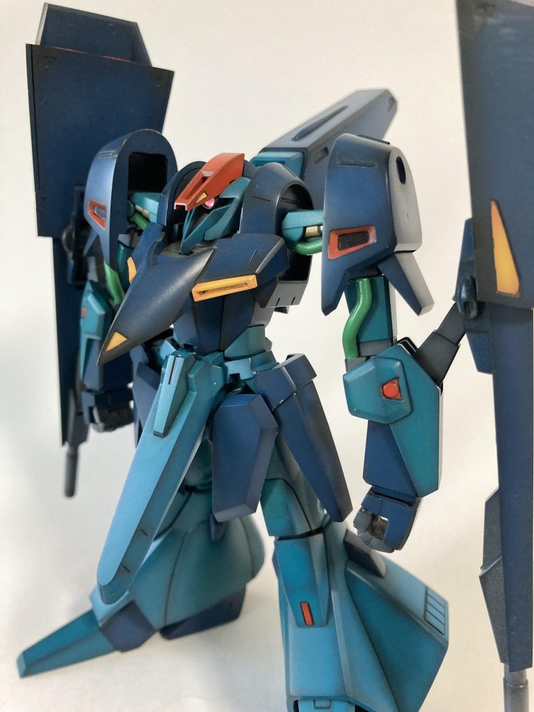 塗り分けも非常に面倒…