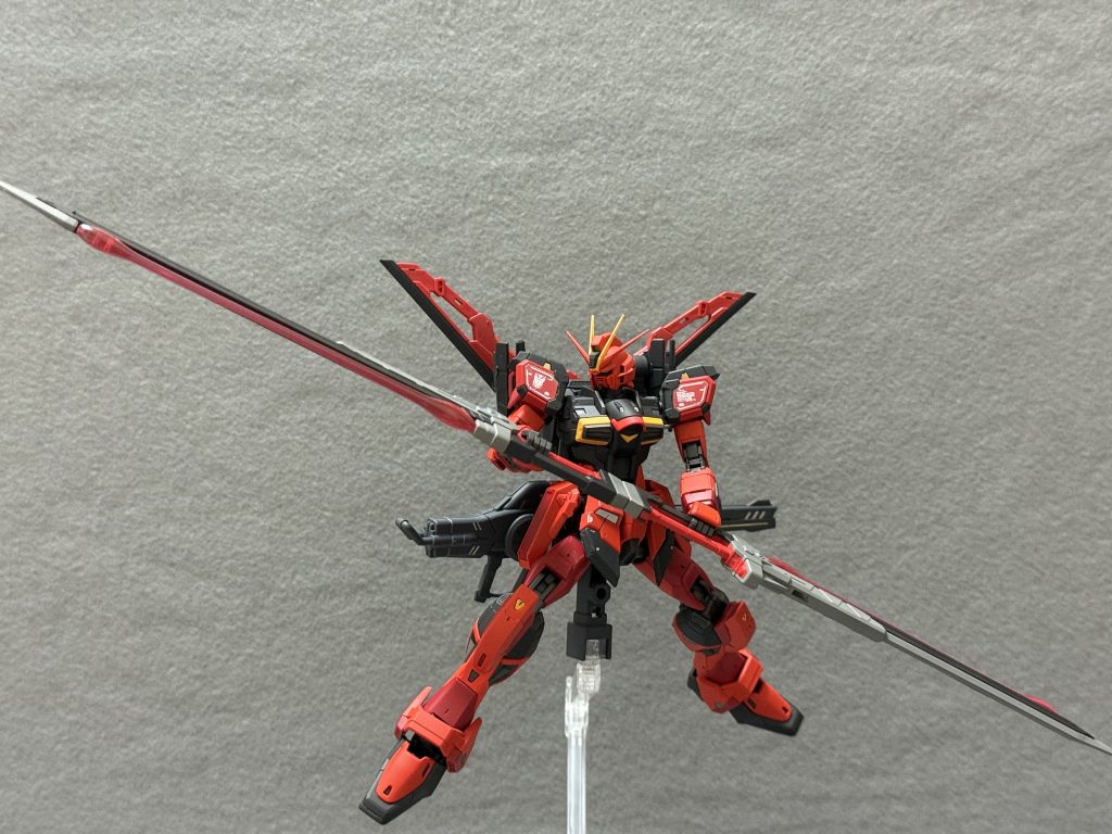 武装は大きいのが正義ですねよく見るポーズにしたかったんですが、なんかビミョ〜こんなポーズでしたっけ?