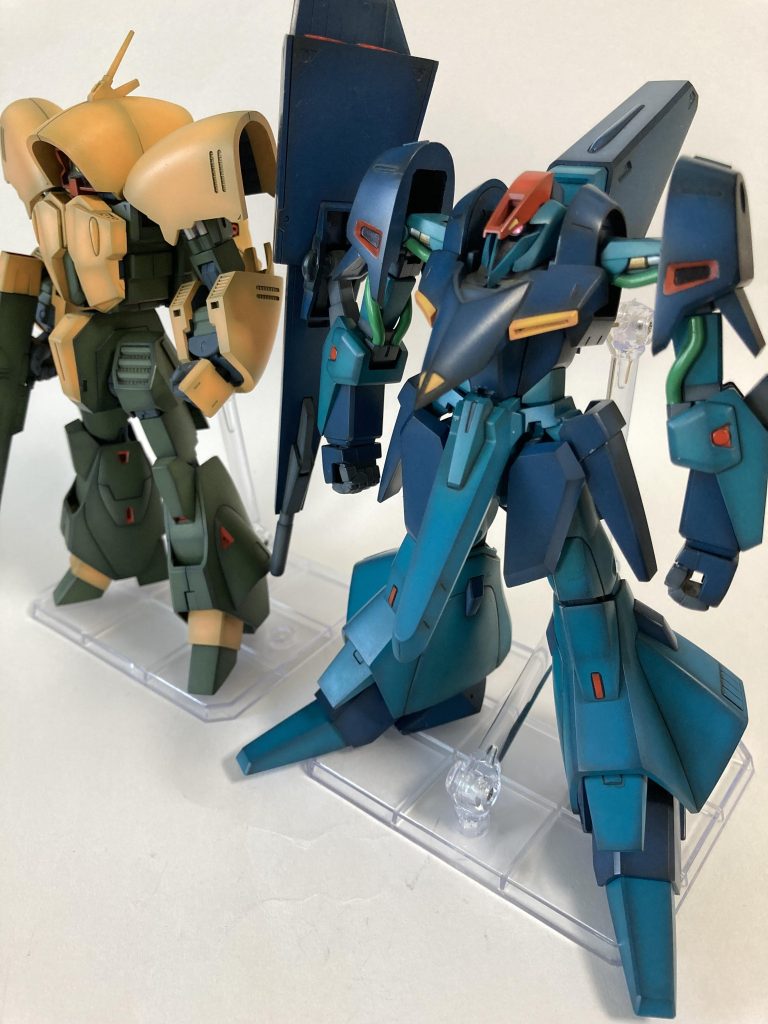 恒例の関連機体とのツーショット久しぶりにMS形態に変形させました