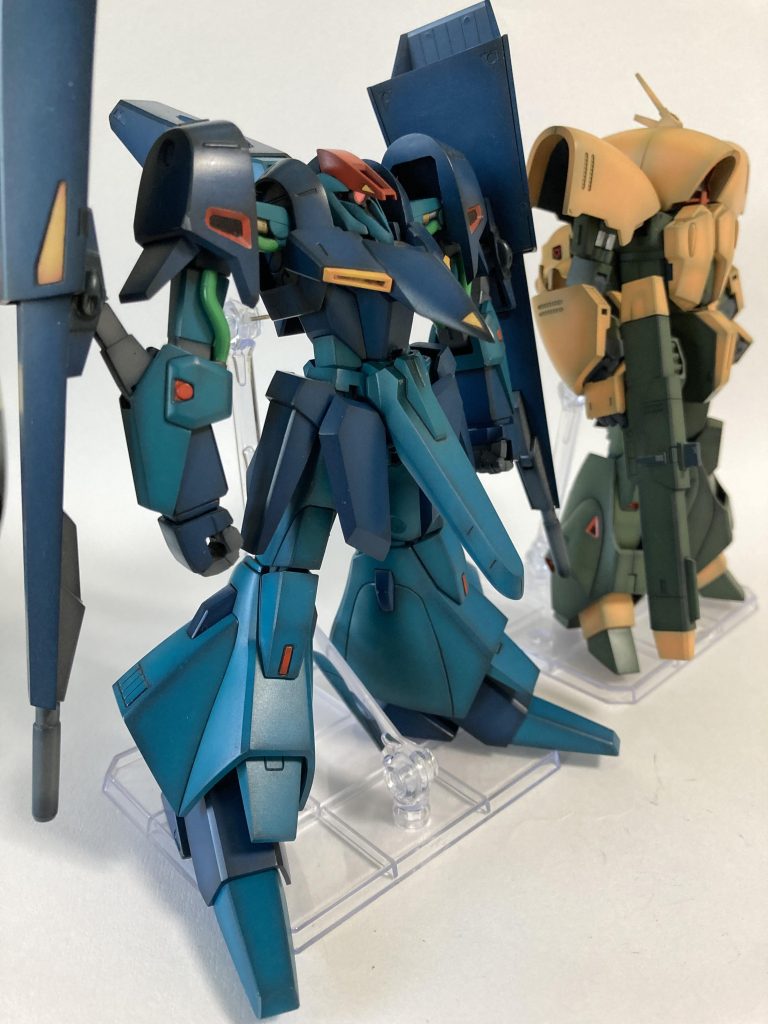 この2機の襲撃は、自分的には三角△と丸○が同時に襲ってきたイメージが強かった…(小学生の頃なんて所詮こんなもんです…)