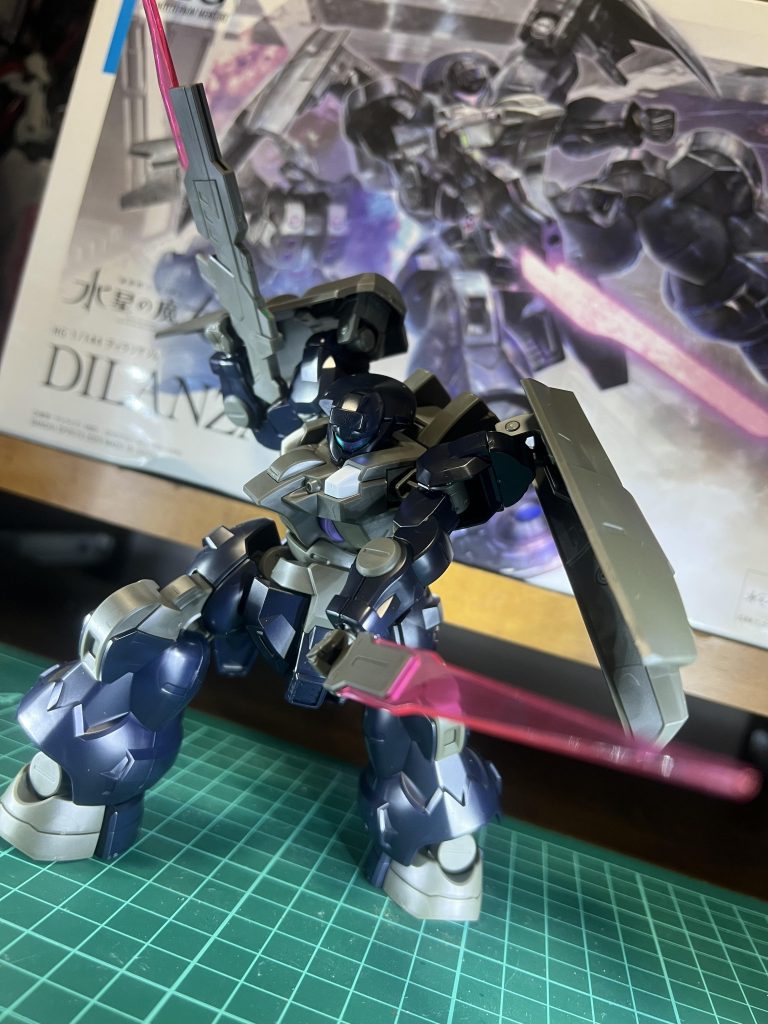 黒いから私の撮影技術ではいい感じのポーズは取れなかったけど結構ブンドドできますな