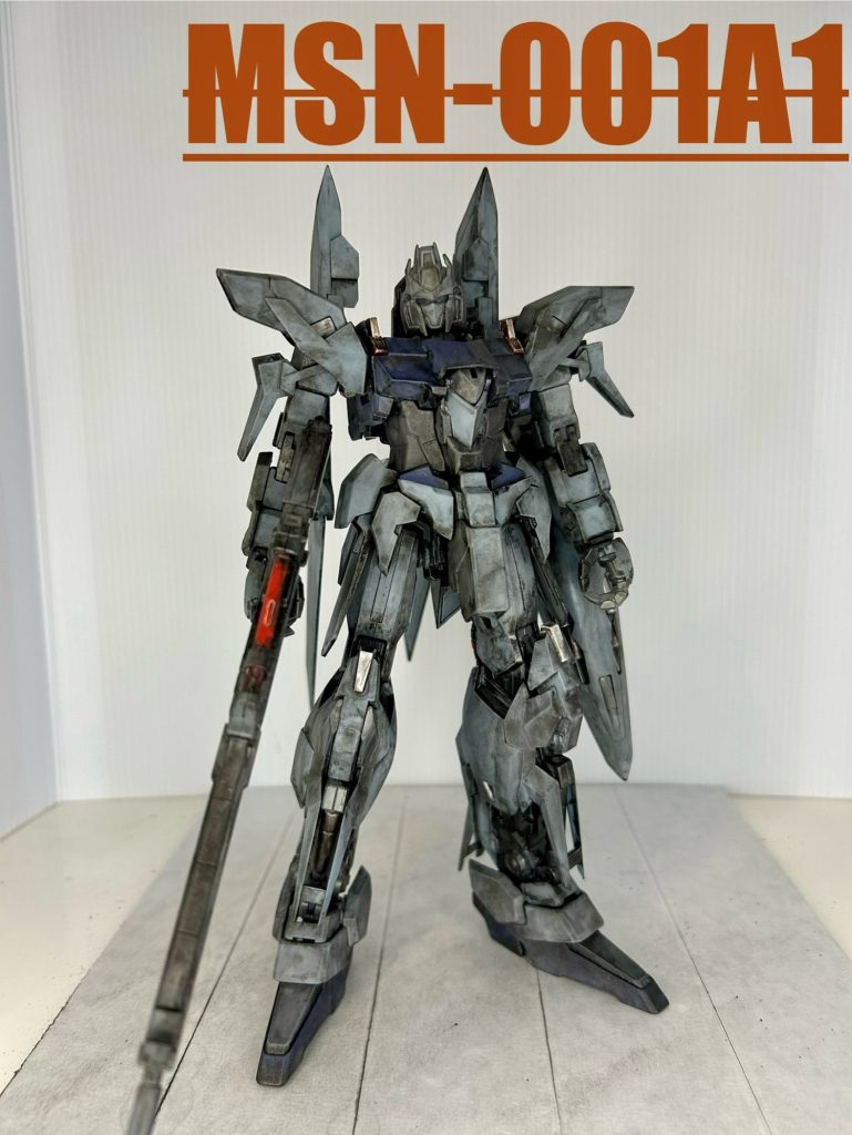 メタルブラックで全体を汚し塗装し、アセトンで溶かしました!このマシン特有の油汚れがたまりません笑